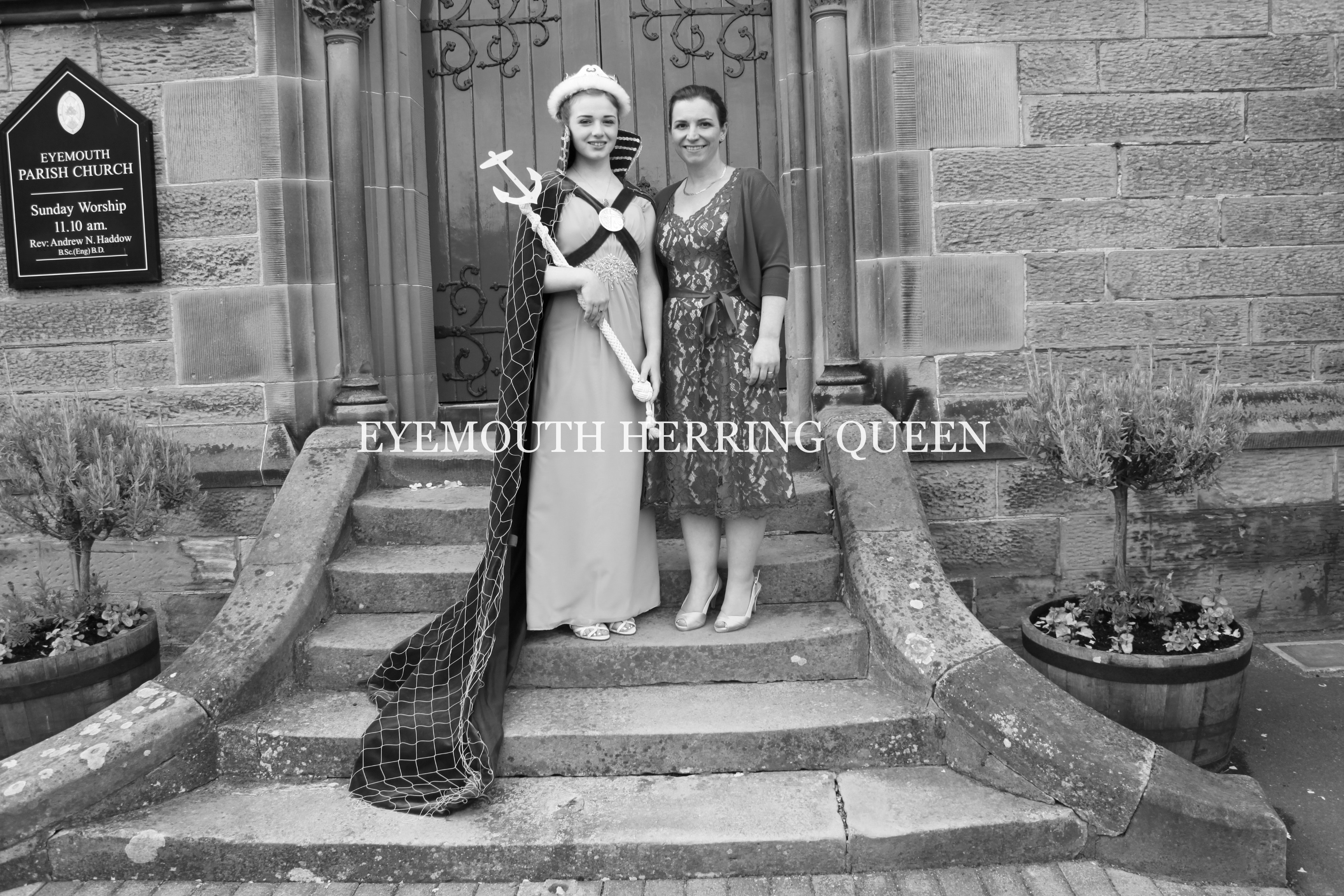 15-3-marked-eyemouth-herring-queen